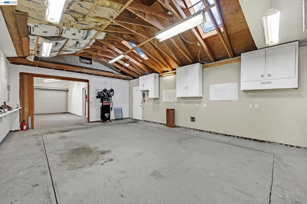 2211 College Avenue Livermore CA 94550