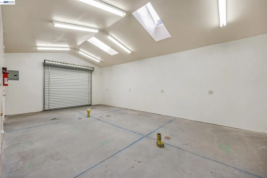 2211 College Avenue Livermore CA 94550