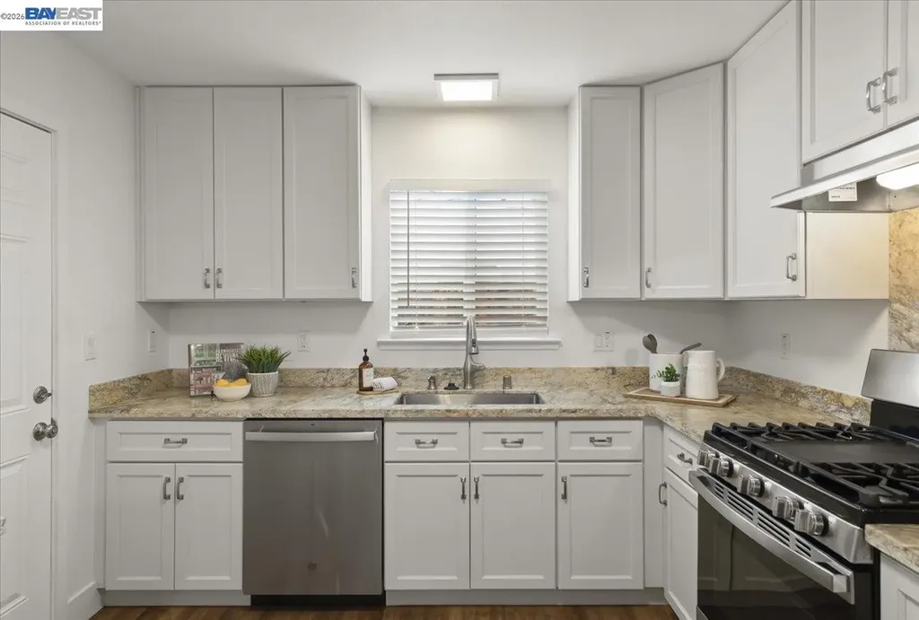 37141 Saint Christopher Street Newark CA 94560