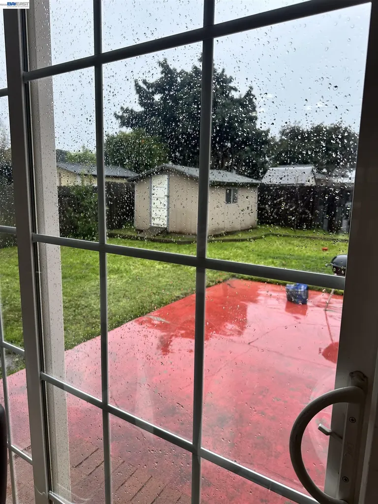 26847 Gaither Way Hayward CA 94544