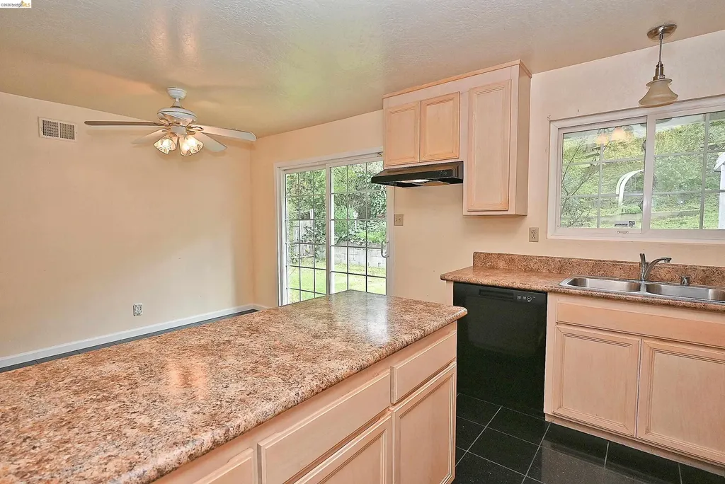 159 Coleridge Drive Vallejo CA 94591