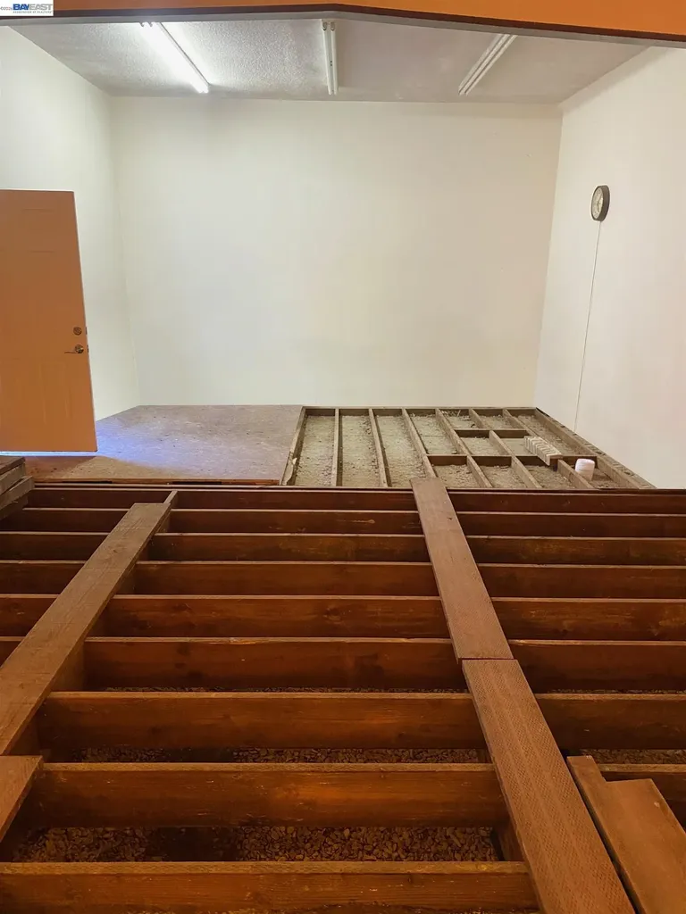 1124 63rd Street Oakland CA 94608