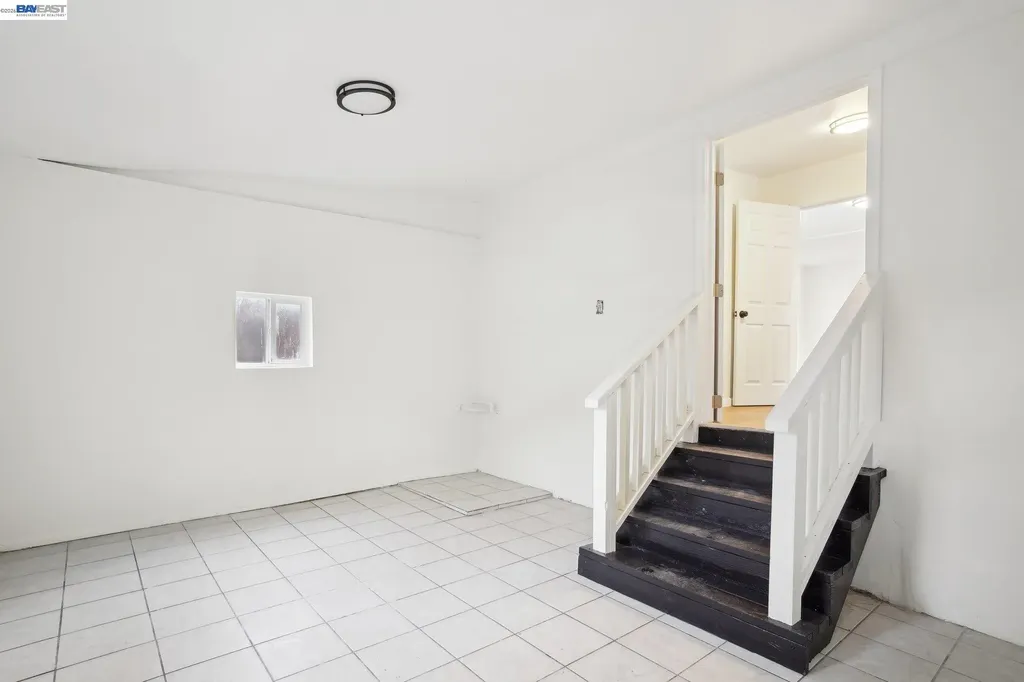 1130 61st Avenue Oakland CA 94621