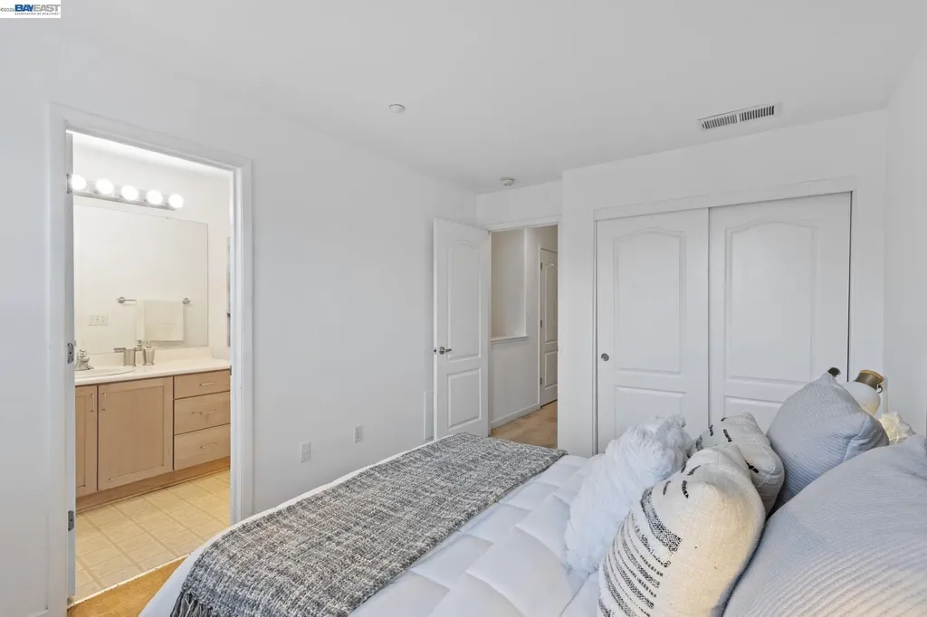 22876 Charing Street Hayward CA 94541