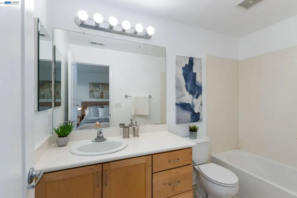 22876 Charing Street Hayward CA 94541
