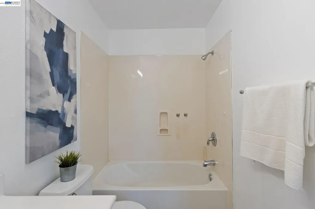 22876 Charing Street Hayward CA 94541