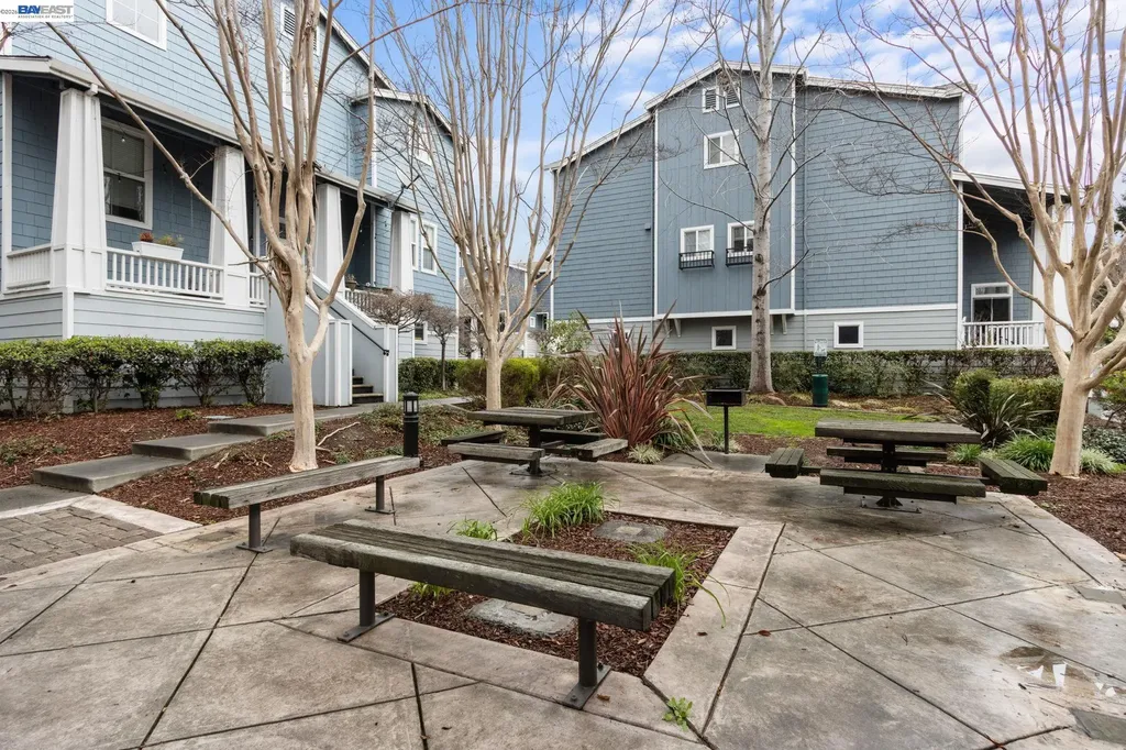 22876 Charing Street Hayward CA 94541