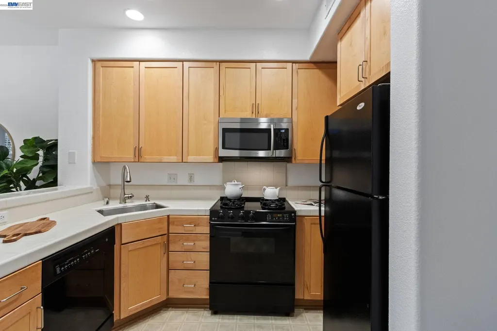 22876 Charing Street Hayward CA 94541