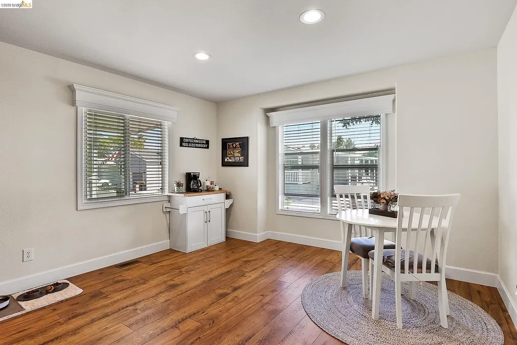 156 Tiki Lane Pittsburg CA 94565