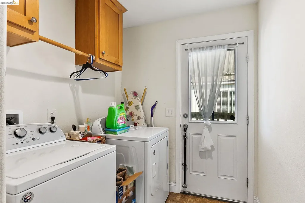 156 Tiki Lane Pittsburg CA 94565