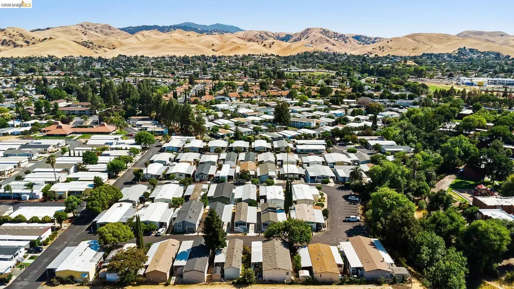 156 Tiki Lane Pittsburg CA 94565