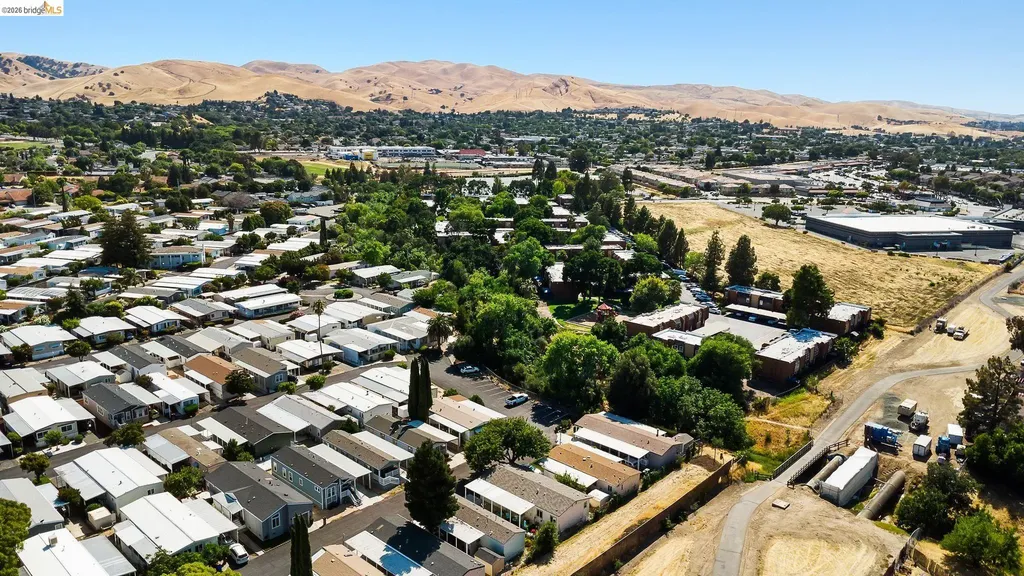 156 Tiki Lane Pittsburg CA 94565