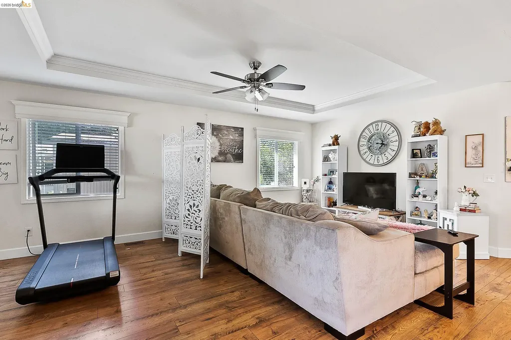 156 Tiki Lane Pittsburg CA 94565