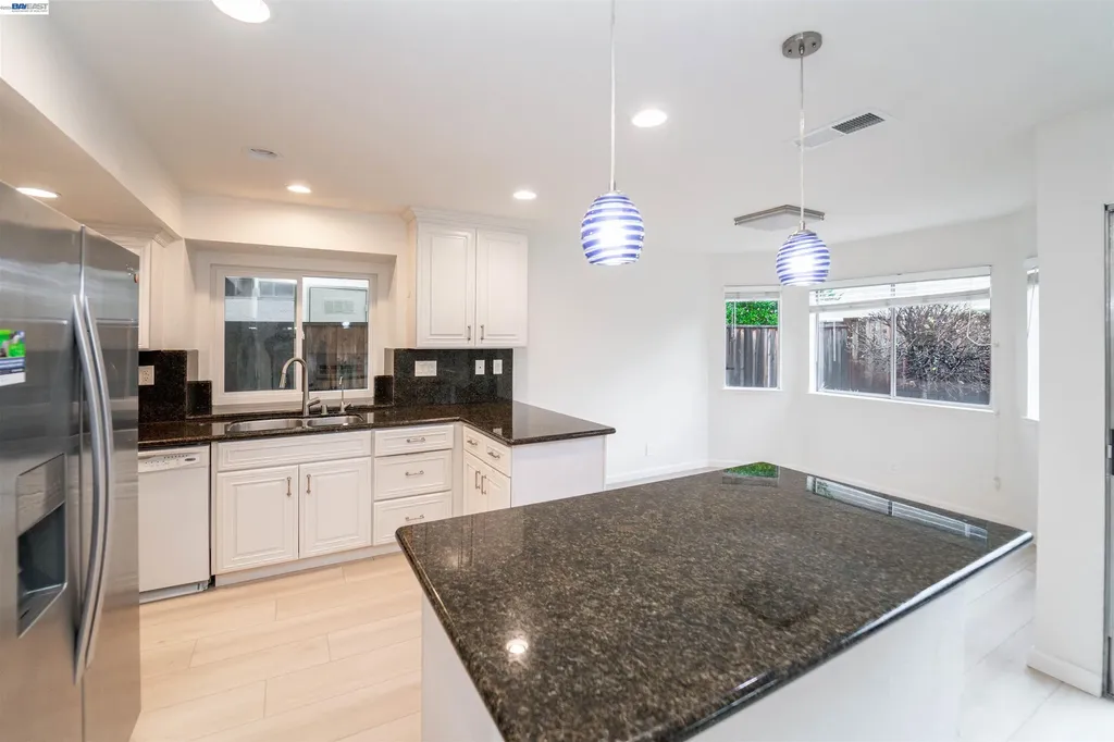 6156 Corte Padre Pleasanton CA 94566