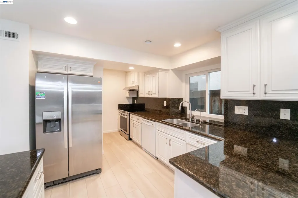 6156 Corte Padre Pleasanton CA 94566