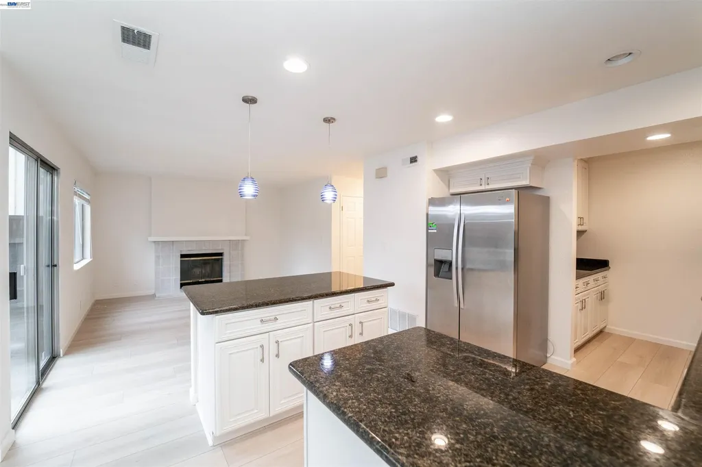 6156 Corte Padre Pleasanton CA 94566