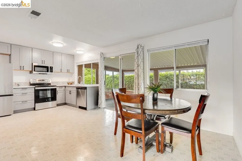 341 Inverness Drive Vallejo CA 94589