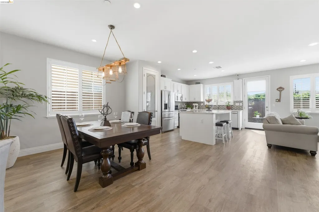 72 Greystone Place Pittsburg CA 94565