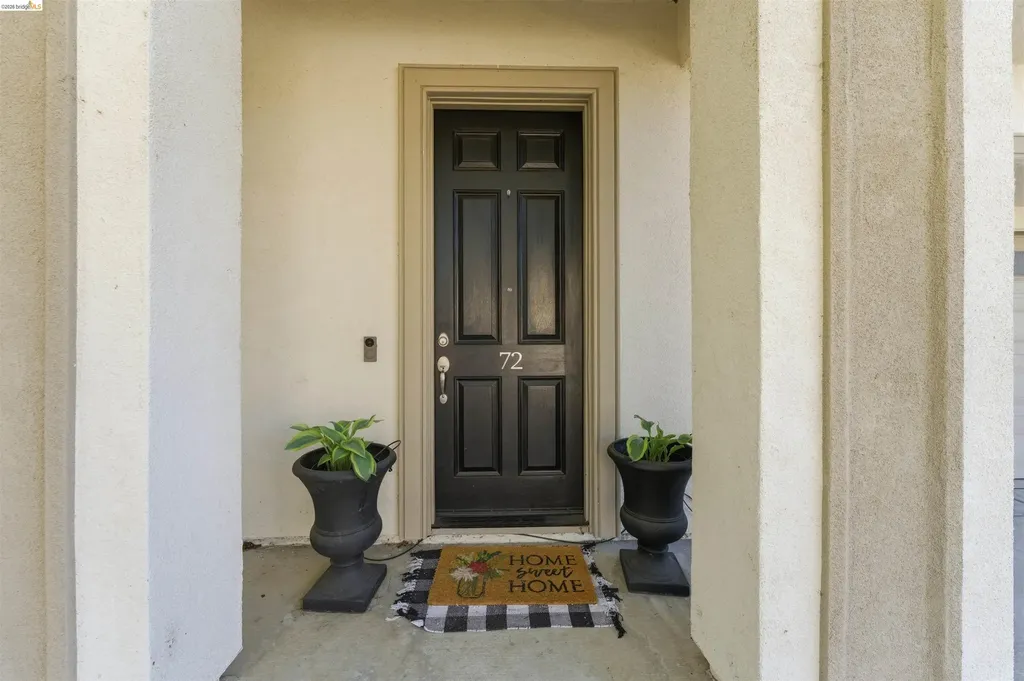 72 Greystone Place Pittsburg CA 94565