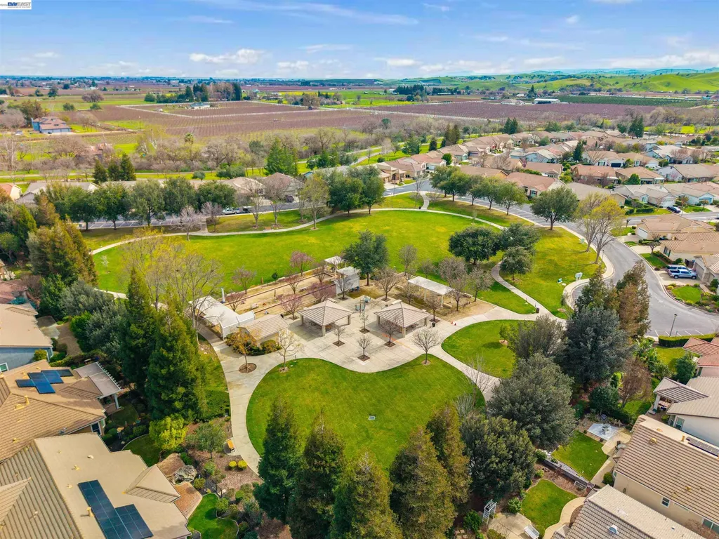 1360 Mcprince Lane Brentwood CA 94513