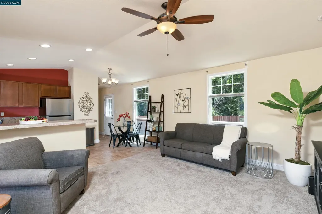 60 Hampton Road Martinez CA 94553