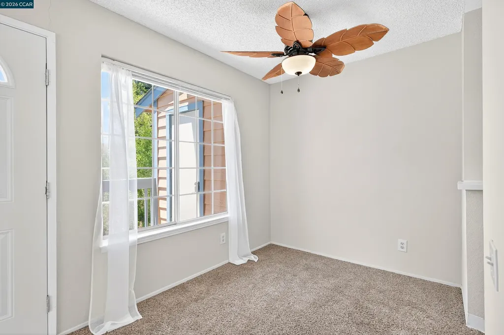 15 Glenwood Hercules CA 94547