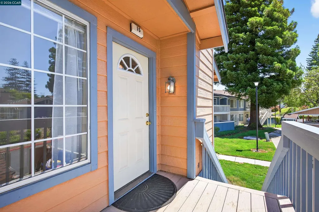 15 Glenwood Hercules CA 94547