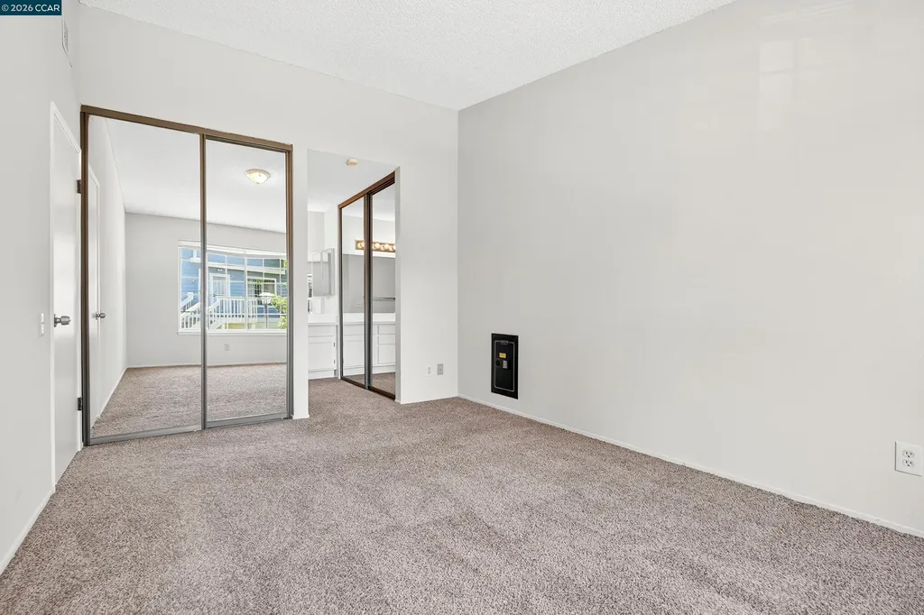 15 Glenwood Hercules CA 94547