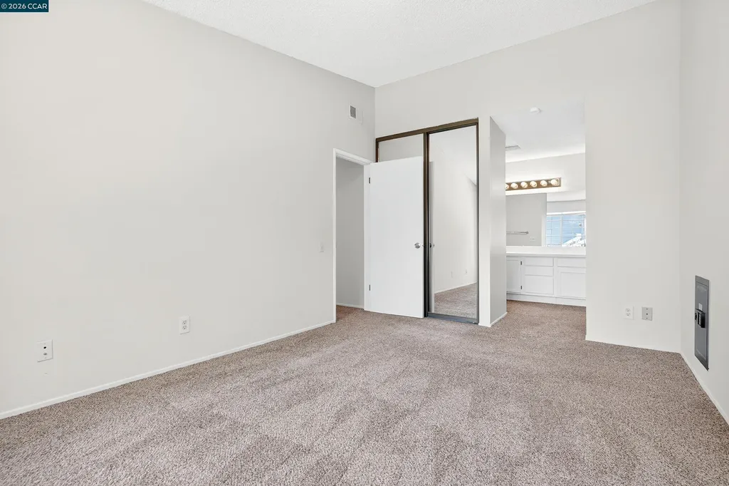 15 Glenwood Hercules CA 94547