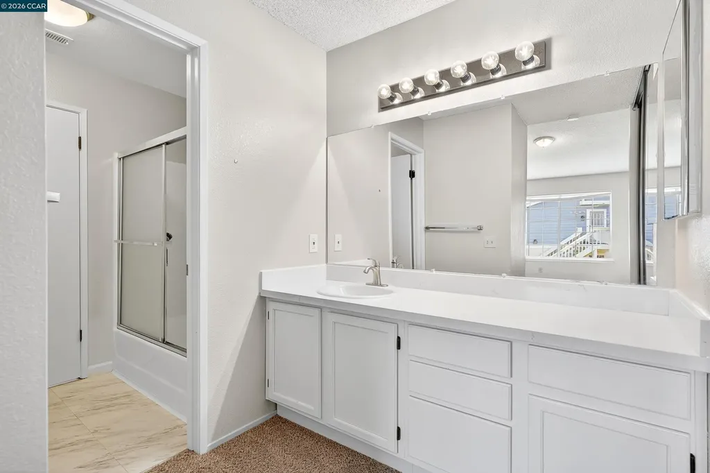 15 Glenwood Hercules CA 94547