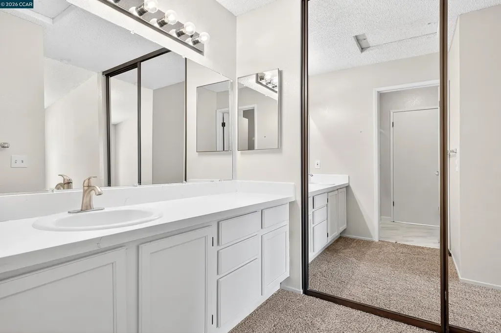 15 Glenwood Hercules CA 94547