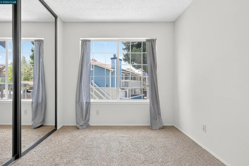 15 Glenwood Hercules CA 94547