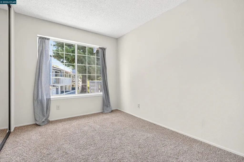 15 Glenwood Hercules CA 94547