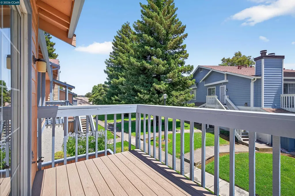 15 Glenwood Hercules CA 94547