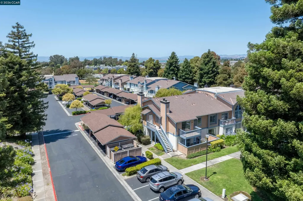 15 Glenwood Hercules CA 94547