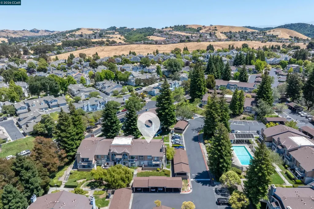 15 Glenwood Hercules CA 94547