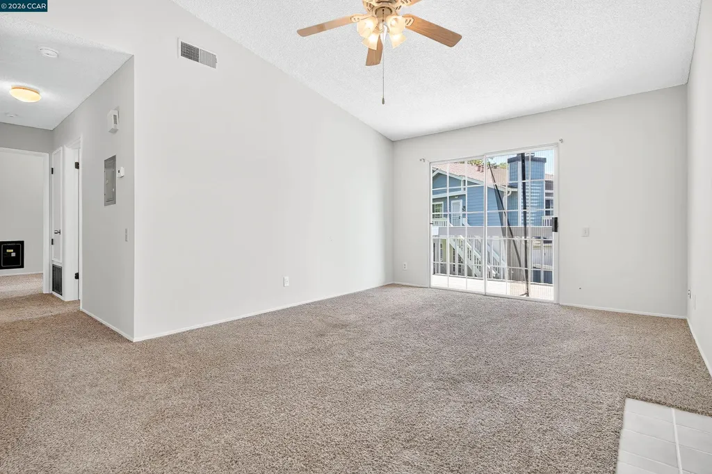 15 Glenwood Hercules CA 94547