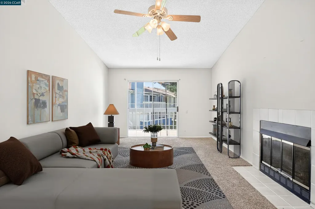 15 Glenwood Hercules CA 94547