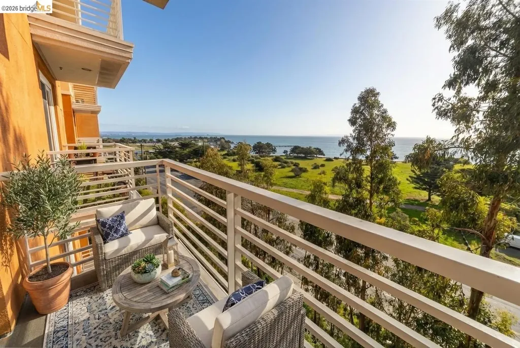301 Crescent Court San Francisco CA 94134