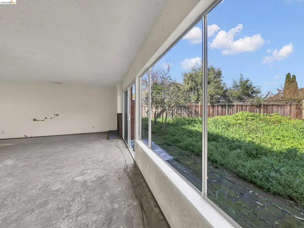 8093 Del Monte Avenue Newark CA 94560