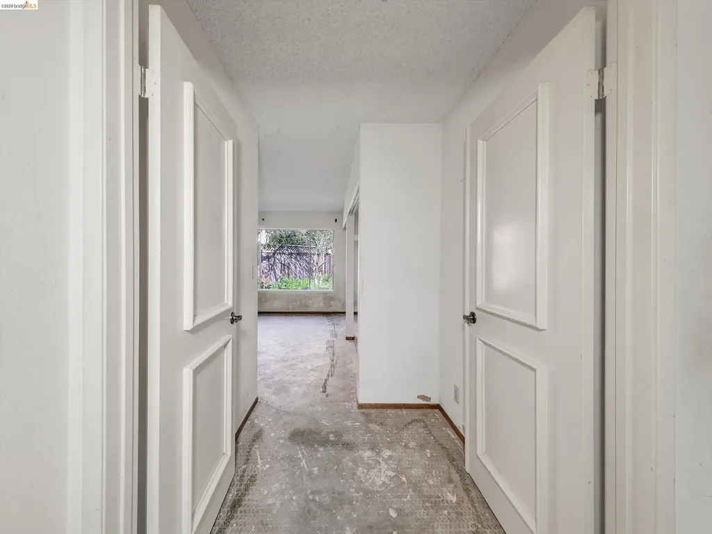 8093 Del Monte Avenue Newark CA 94560