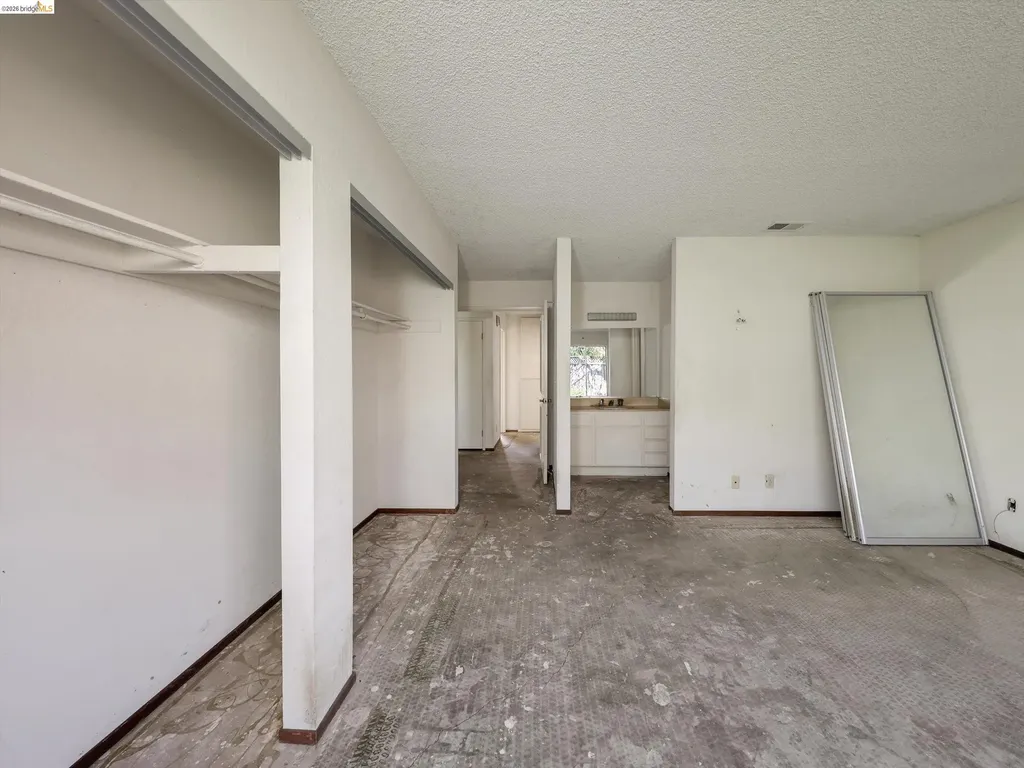 8093 Del Monte Avenue Newark CA 94560