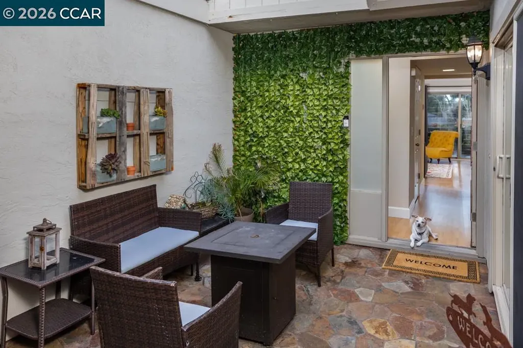 1762 Holland Circle Walnut Creek CA 94597