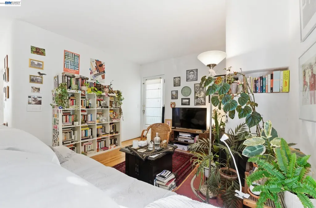 1682 Oxford Street Berkeley CA 94709