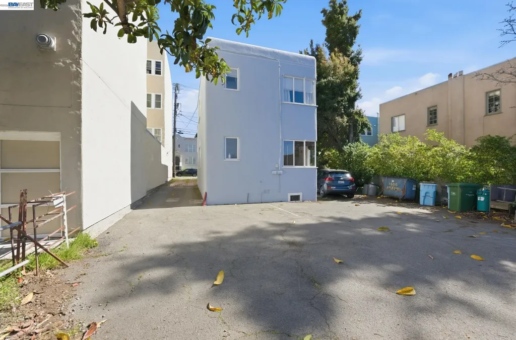 1682 Oxford Street Berkeley CA 94709