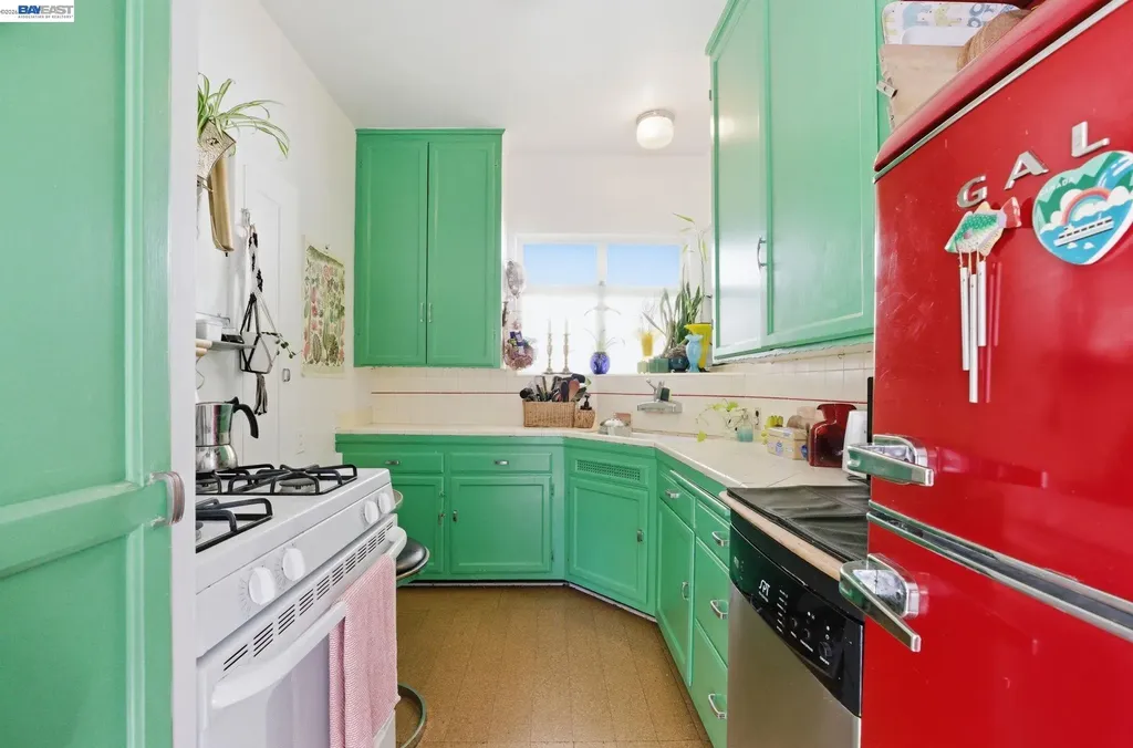 1682 Oxford Street Berkeley CA 94709