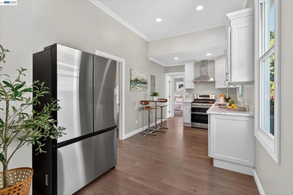 1813 Minturn Street Alameda CA 94501