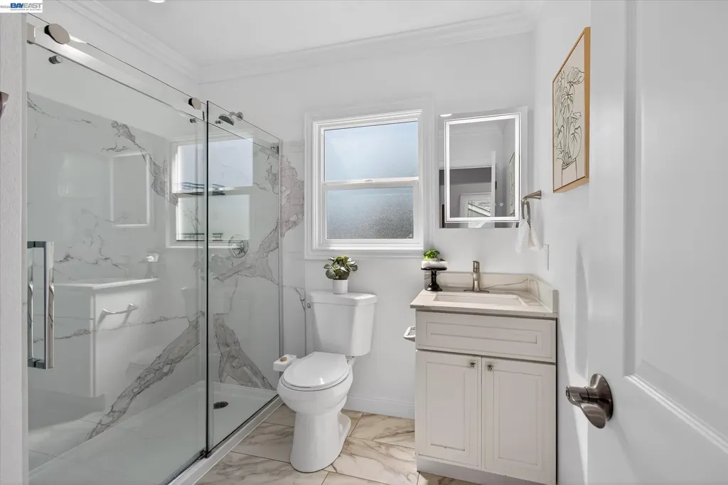 1813 Minturn Street Alameda CA 94501