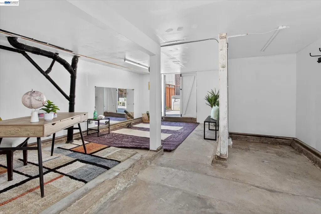 1813 Minturn Street Alameda CA 94501