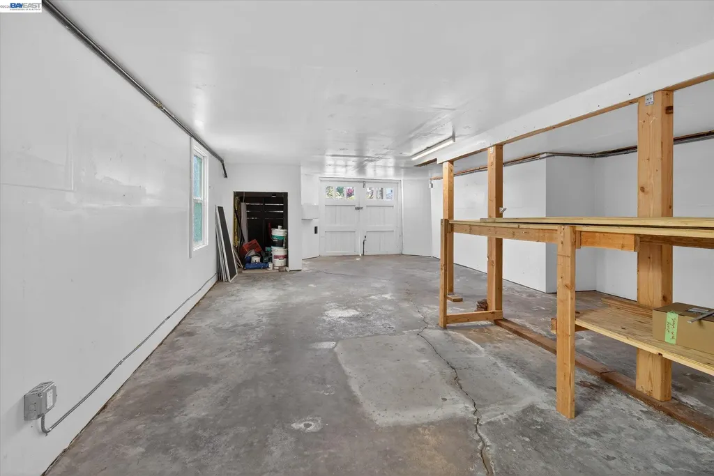 1813 Minturn Street Alameda CA 94501